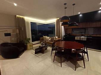 Venta de Casa Duplex ideal para Inversión en Condominio 26-1069