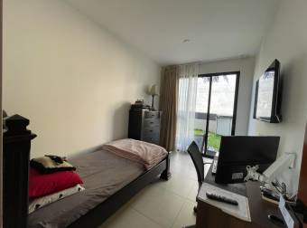 Venta de Casa Duplex ideal para Inversión en Condominio 26-1069