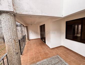 Venta de Casa en Curridabat.