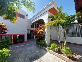 Alquiler de Casa en Rohrmoser, San José.