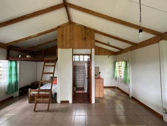 VENTA DE QUINTA EN CERVATES ALVARADO CARTAGO VENTA DE QUINTA EN CERVATES ALVARADO CARTAGO