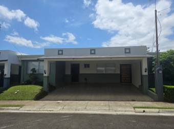 VENTA DE CASA COND. MALAGA SANTA BÁRBARA