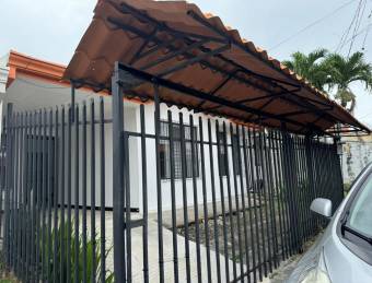 VENTA DE CASA EN RESIDENCIAL LISBOA, ALAJUELA