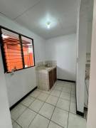 VENTA DE CASA EN RESIDENCIAL LISBOA, ALAJUELA