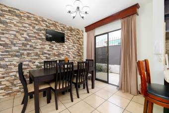 VENTA DE CASA ESQUINERA EN RESIDENCIAL PÁRAMO, SAN PABLO, HEREDIA