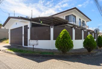 VENTA DE CASA ESQUINERA EN RESIDENCIAL PÁRAMO, SAN PABLO, HEREDIA