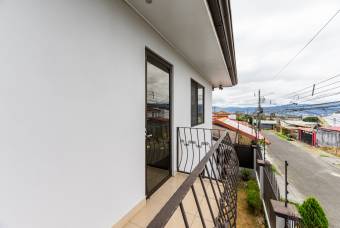 VENTA DE CASA ESQUINERA EN RESIDENCIAL PÁRAMO, SAN PABLO, HEREDIA