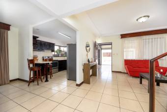 VENTA DE CASA ESQUINERA EN RESIDENCIAL PÁRAMO, SAN PABLO, HEREDIA