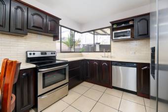 VENTA DE CASA ESQUINERA EN RESIDENCIAL PÁRAMO, SAN PABLO, HEREDIA