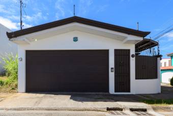 VENTA DE CASA ESQUINERA EN RESIDENCIAL PÁRAMO, SAN PABLO, HEREDIA