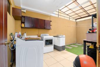 VENTA DE CASA ESQUINERA EN RESIDENCIAL PÁRAMO, SAN PABLO, HEREDIA