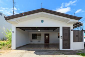 VENTA DE CASA ESQUINERA EN RESIDENCIAL PÁRAMO, SAN PABLO, HEREDIA