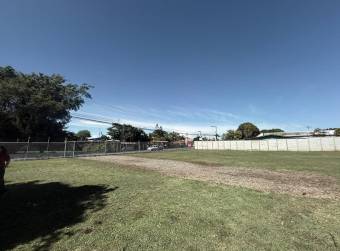 Se vende lote en Guacima #26-232