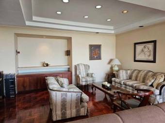 Venta de Apartamento en Curridabat, San José. RAH 25-393 PRECIO REBAJADO