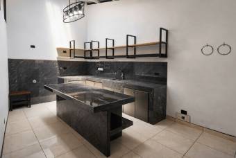 Venta de Terreno Urbano con USO MIXTO y Potencial de Desarrollo en Alajuela.