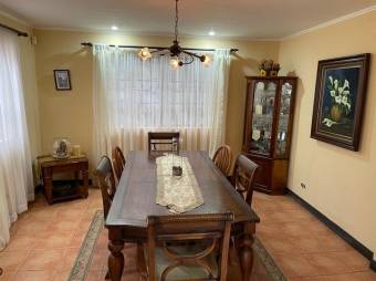Venta de Casa en Coronado, San José.
