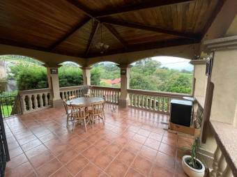 Venta de Casa en Coronado, San José.