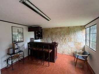 Venta de Casa en Coronado, San José.