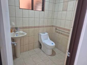 Alquiler de Oficina en Cartago-Oriental. 