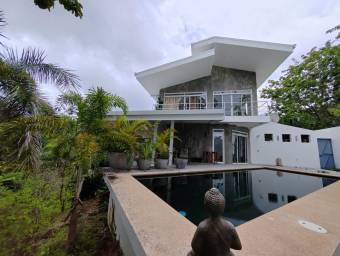 Venta de Hotel en Puntarenas-Cóbano. 