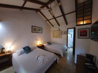 Venta de Hotel en Puntarenas-Cóbano. 