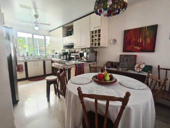 Venta casa una planta amplia con jardín terraza y ubicación estratégica #26-1768 GS Venta casa una planta amplia con jardín terraza y ubicación estratégica #26-1768 GS