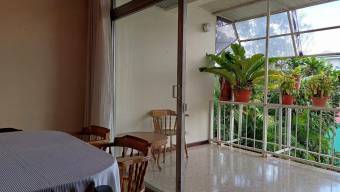¡Gran oportunidad en Montes de Oca! Venta Casa Amplia