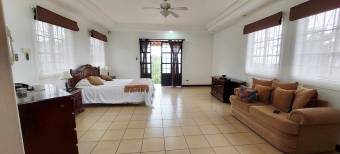 Espectacular casa con terraza y espacios de lujo en Coronado #26-1766 GS