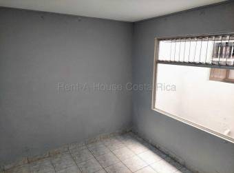 VENTA CASA ESQUINERA EN URBANIZACIÓN LISBOA. EXCELECENTE UBICACIÓN