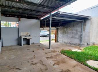 VENTA CASA ESQUINERA EN URBANIZACIÓN LISBOA. EXCELECENTE UBICACIÓN