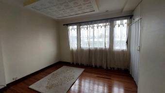 Se vende casa en Catedral San José 25-825
