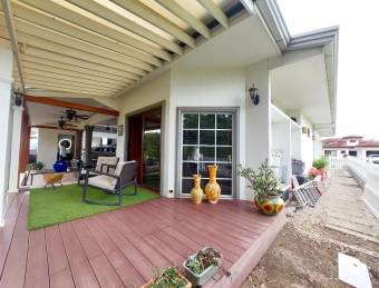 Se vende casa en Guacima Alajuela 24-919