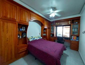 Se vende casa en Guacima Alajuela 24-919