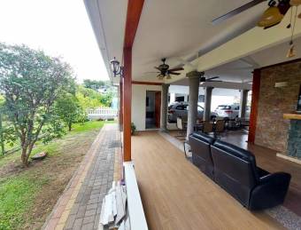 Se vende casa en Guacima Alajuela 24-919