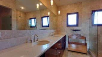 Venta Casa en Condominio Monteran