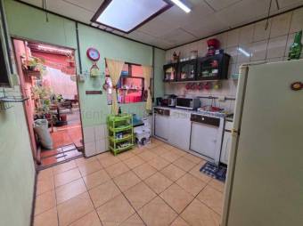 MLS-26-1575 LS VENTA CASA ORIENTAL CARTAGO CONTACTENOS AL # 86127562