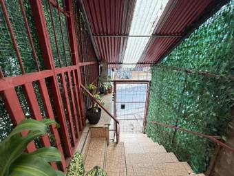 Venta de Casa en San Rafael Arriba de Desamparados. 