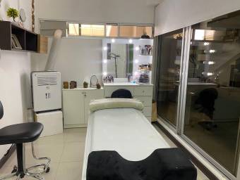 Amplia y cómoda casa en condominio ideal para familias en Santa Ana #24-652 GS