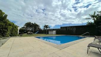 Venta de Casa en San Antonio de Escazú 26-1761