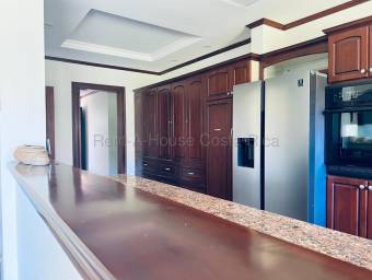 VENTA DE CASA EN SANTO DOMINGO DE HEREDIA 