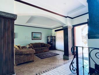 VENTA DE CASA EN SANTO DOMINGO DE HEREDIA 