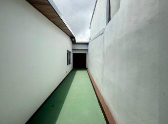 House for sale in Mercedes #26-254