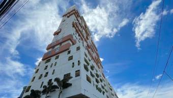 Venta de Apartamento en URBN Escalante. RAH 26-1186