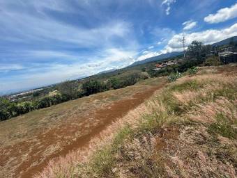 Terreno con terrazas y vista panorámica ideal para construir a lo grande en Heredia #24-1552 GS