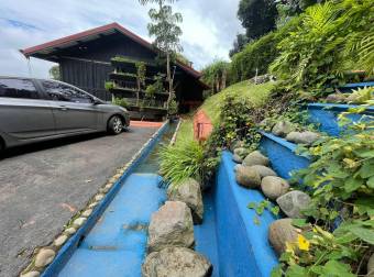 Propiedad única con casa, cabaña y entorno natural ideal para vivir o invertir en Alajuela#25-110 GS