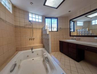 CASA EN ALQUILER EN ROHRMOSER, GEROMA