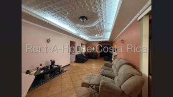 Mountain Home For Sale in Los Ángeles, San Rafael, Heredia