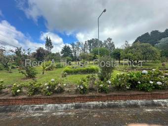 Mountain Home For Sale in Los Ángeles, San Rafael, Heredia