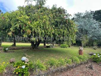 Mountain Home For Sale in Los Ángeles, San Rafael, Heredia