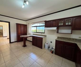 Casa de 1 planta a la venta en condominio en Río Oro de Santa Ana